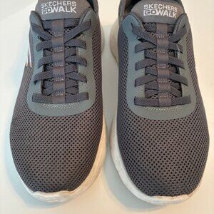 Men's Skechers GoWalk Shoes Size 10